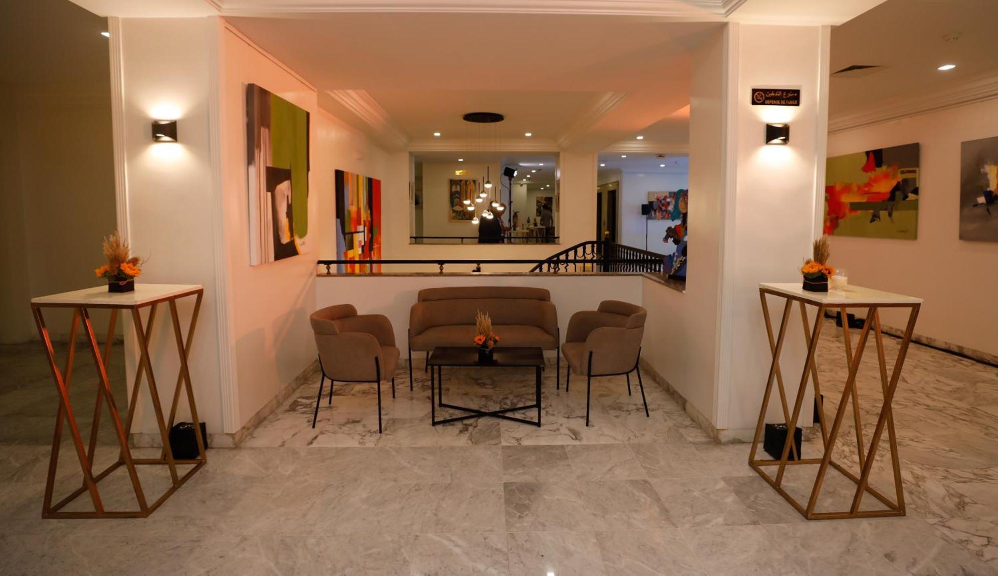 Hotel Ibn Khaldoun Тунис Екстериор снимка
