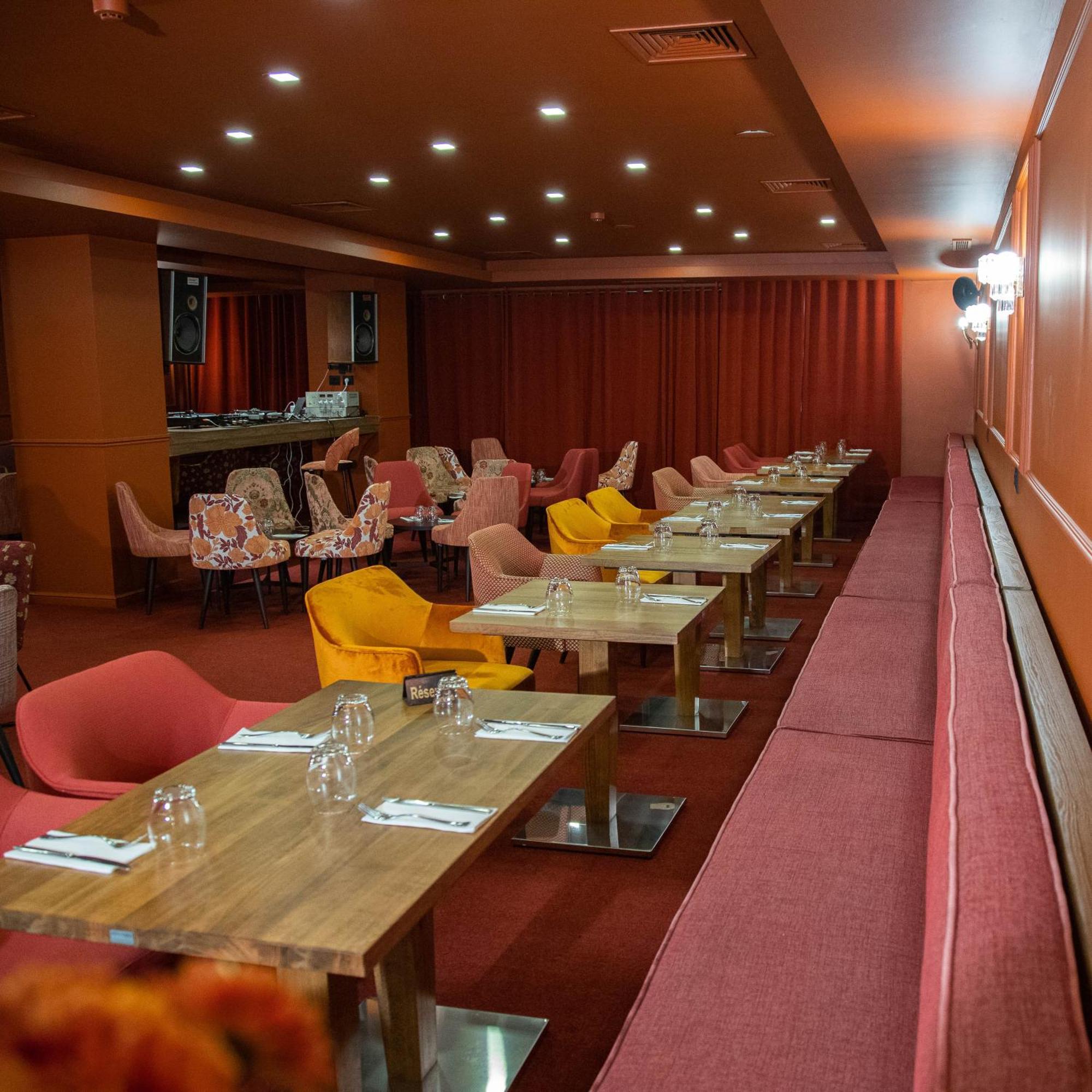 Hotel Ibn Khaldoun Тунис Екстериор снимка